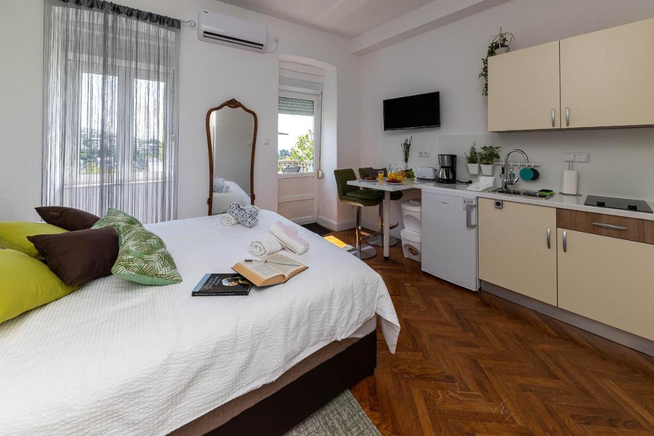 Apartmani Kaiserin Crikvenica Buitenkant foto