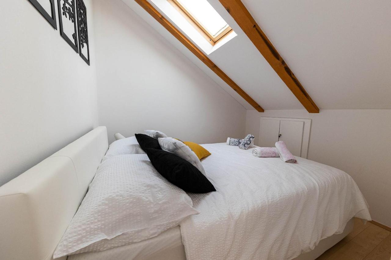 Apartmani Kaiserin Crikvenica Buitenkant foto